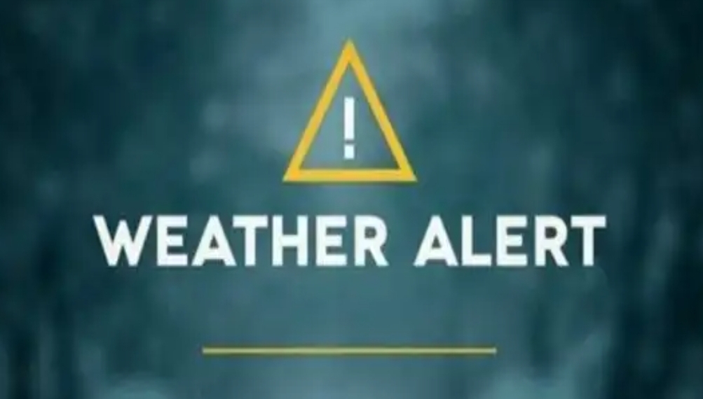 Bad weather ahead : Red Alert heavy rain warning for 12 districts ...