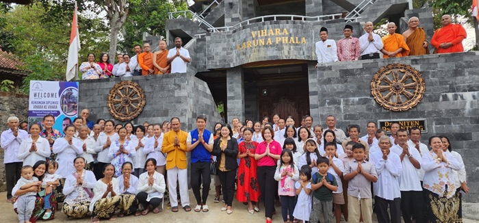 Proyek diplomatik kedua telah selesai untuk kuil di Indonesia